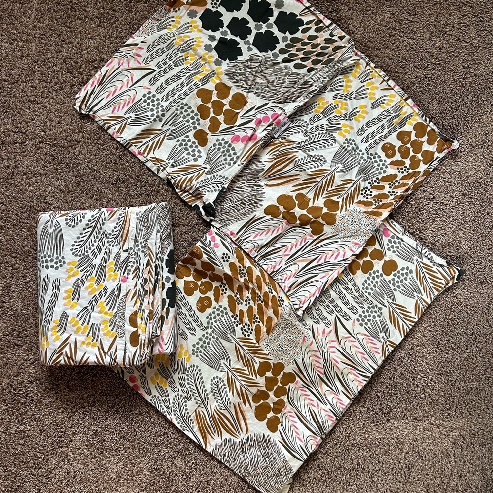 Marimekko Pieni Letto Cotton Queen Duvet Cover Set